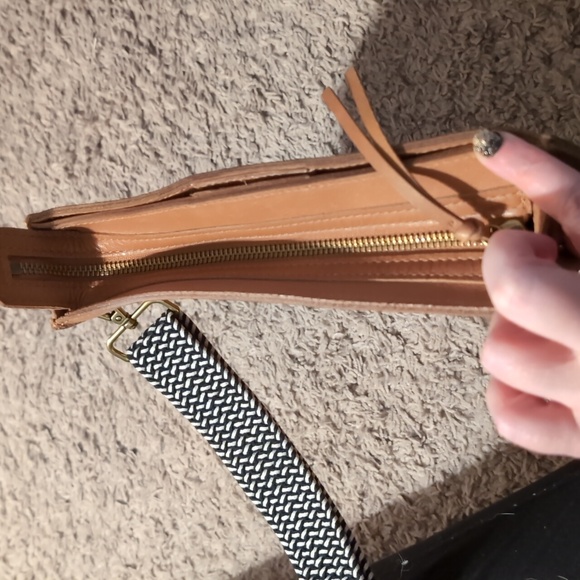 Madewell Crossbody Purse - Picture 3 of 7